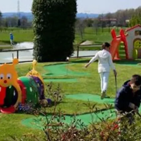 מלון Garda San Vigilio Golf פוזולנגו