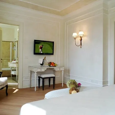 Garda San Vigilio Golf 4* פוזולנגו